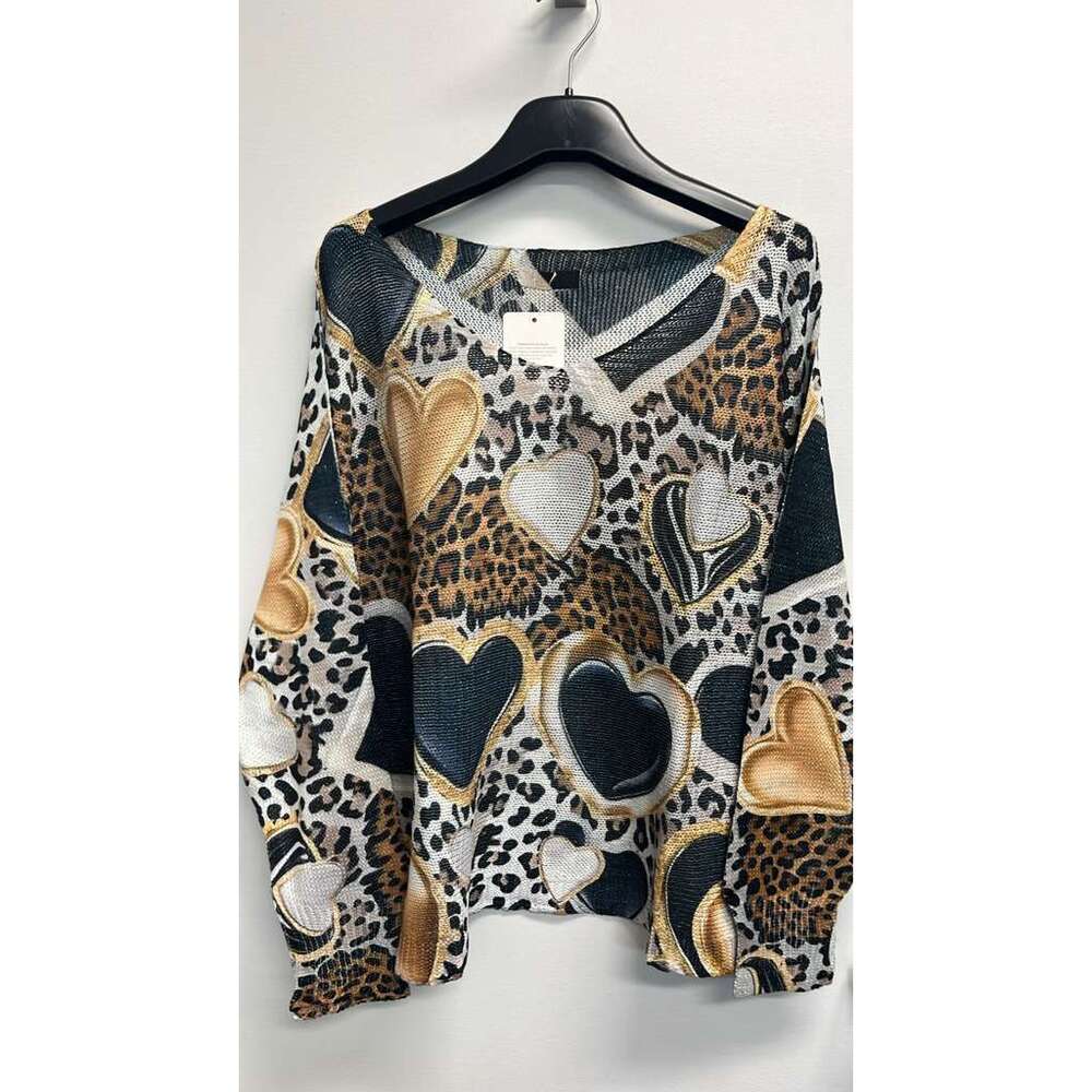 L120 Loowie Leopard Hearts Printed Knit Sweater | Round Neck | One Size S-L